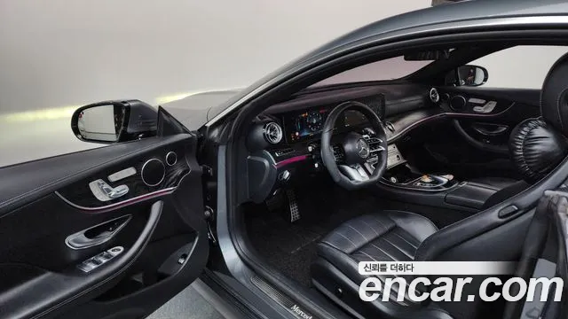 Mercedes-Benz E-Класс 2017 thumb 10