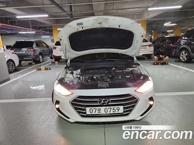 Hyundai Avante 2016 thumb 4