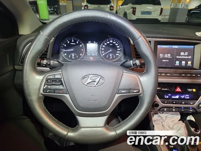 Hyundai Avante 2016 thumb 10