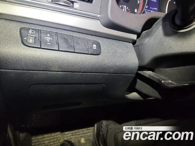 Hyundai Avante 2016 thumb 11