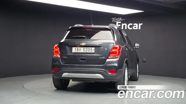 ChevroletGMDaewoo Tracker 2016 thumb 4