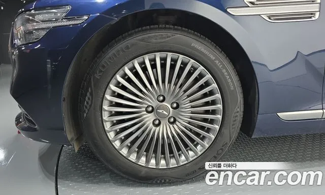 Genesis G90 2020 thumb 4