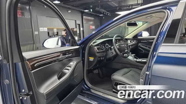 Genesis G90 2020 thumb 9