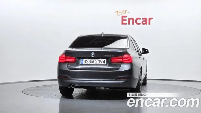 BMW 3-Series 2015 thumb 3