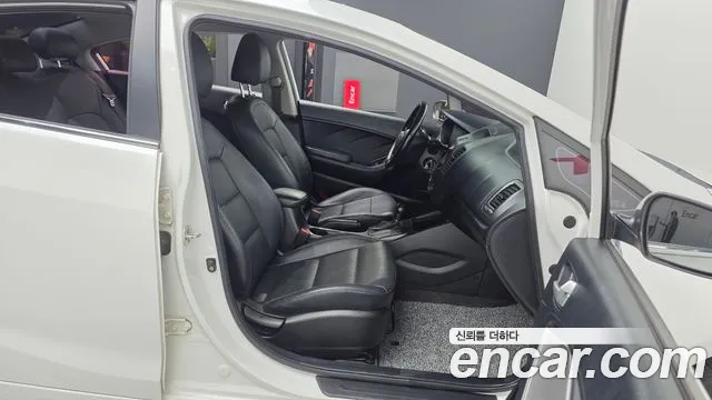 Kia K3 2014 thumb 11