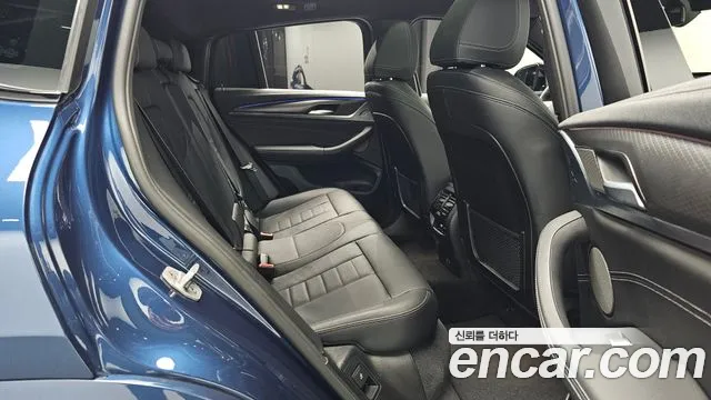 BMW X4 2025 thumb 10