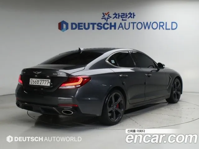 Genesis G70 2018 thumb 2