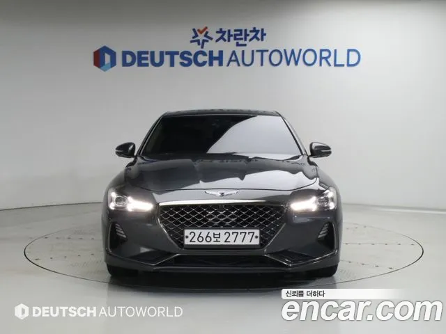 Genesis G70 2018 thumb 3