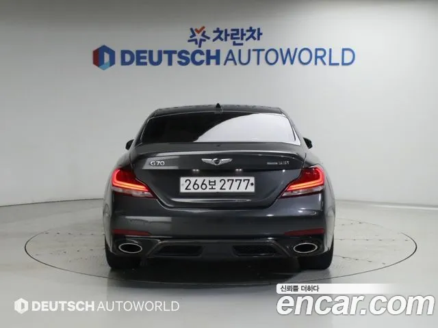 Genesis G70 2018 thumb 4