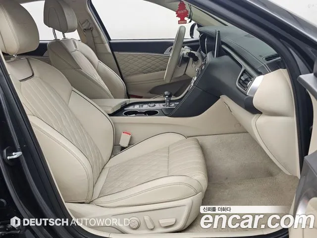 Genesis G70 2018 thumb 10