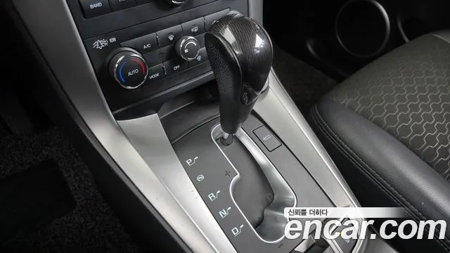 ChevroletGMDaewoo Captiva 2015 thumb 9