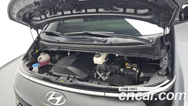 Hyundai Staria 2022 thumb 5