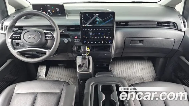 Hyundai Staria 2022 thumb 6