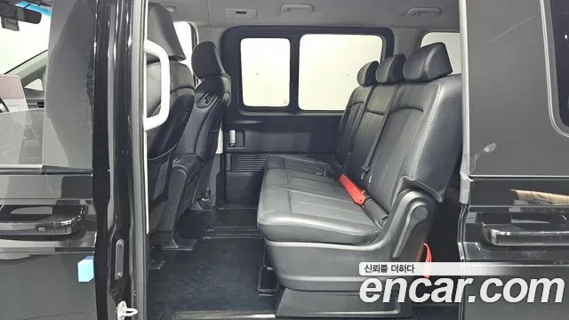 Hyundai Staria 2022 thumb 11