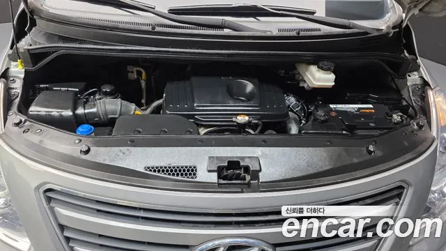 Hyundai Starex 2016 thumb 6