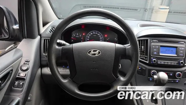 Hyundai Starex 2016 thumb 12