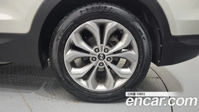 Hyundai Santa Fe 2013 thumb 4