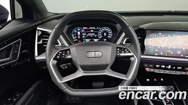 Audi Q4 e-tron 2025 thumb 12