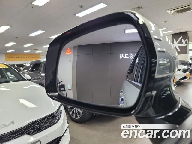 Kia Carnival 2024 thumb 3