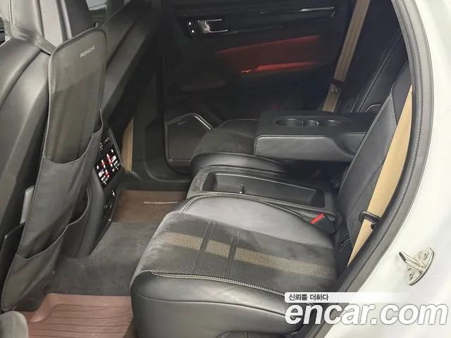 Porsche Cayenne 2022 thumb 7