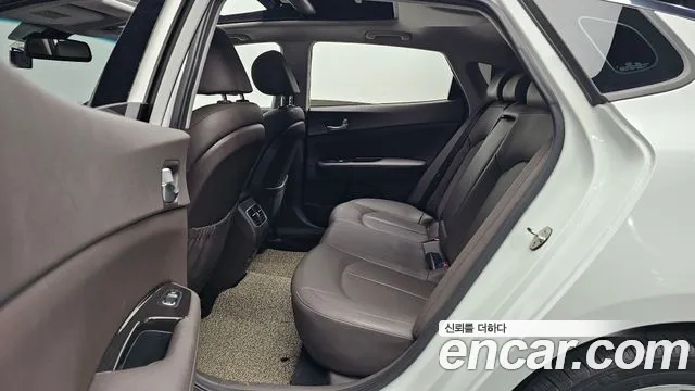 Kia K5 2018 thumb 12