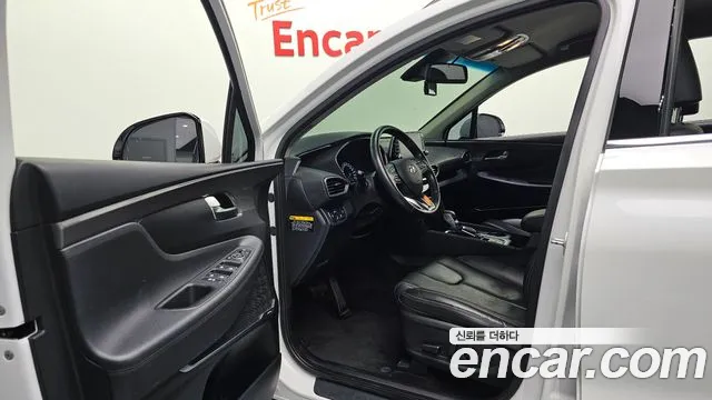 Hyundai Santa Fe 2019 thumb 10
