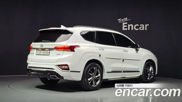 Hyundai Santa Fe 2019 thumb 2