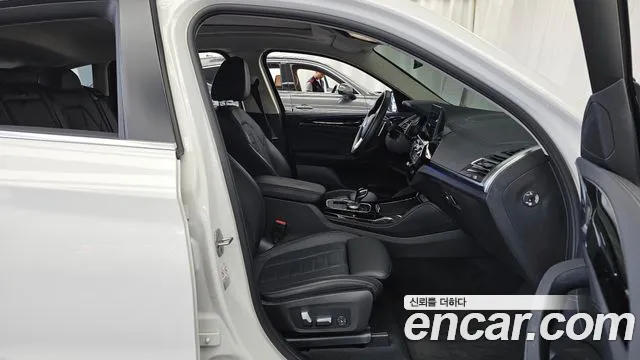 BMW X4 2022 thumb 11