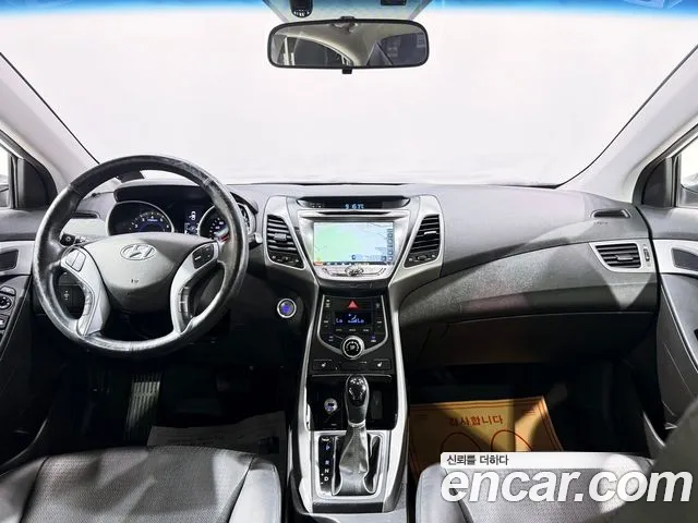Hyundai Avante 2015 thumb 4