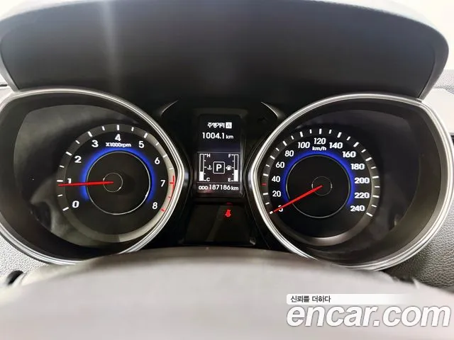Hyundai Avante 2015 thumb 5