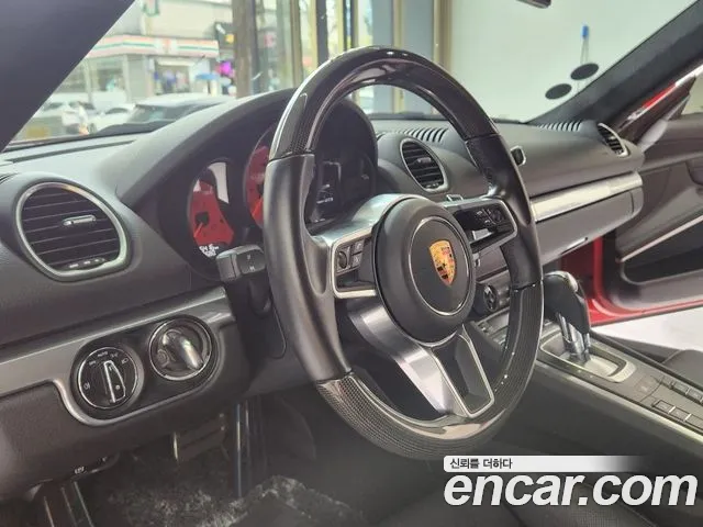 Porsche Cayman 2018 thumb 8