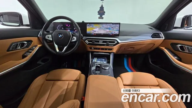 BMW 3-Series 2024 thumb 7