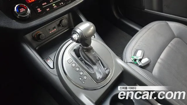 Kia Sportage 2011 thumb 8