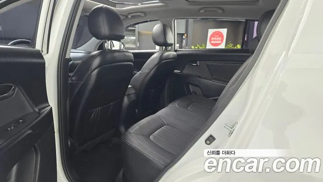 Kia Sportage 2011 thumb 10