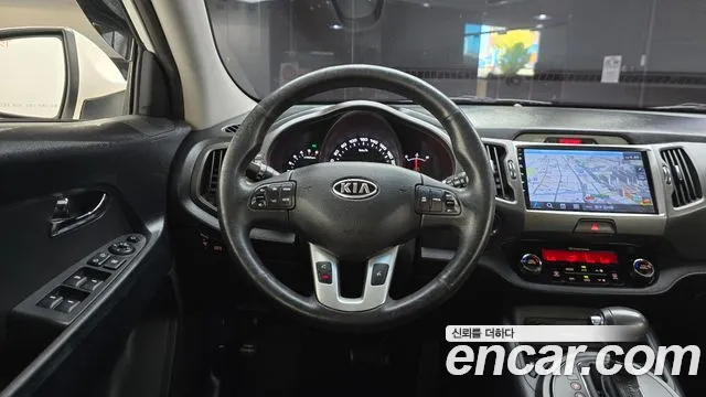 Kia Sportage 2011 thumb 11