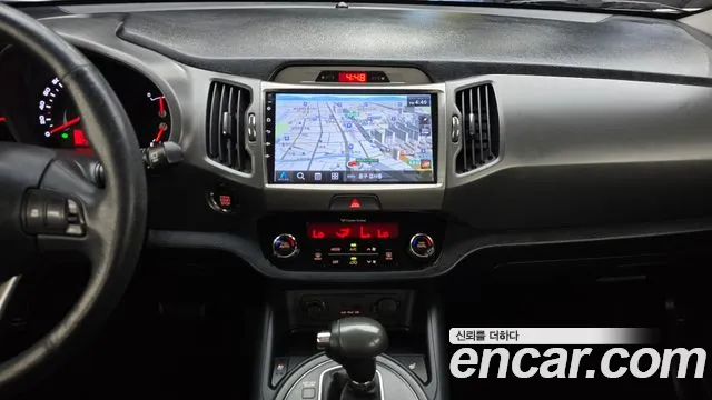 Kia Sportage 2011 thumb 12