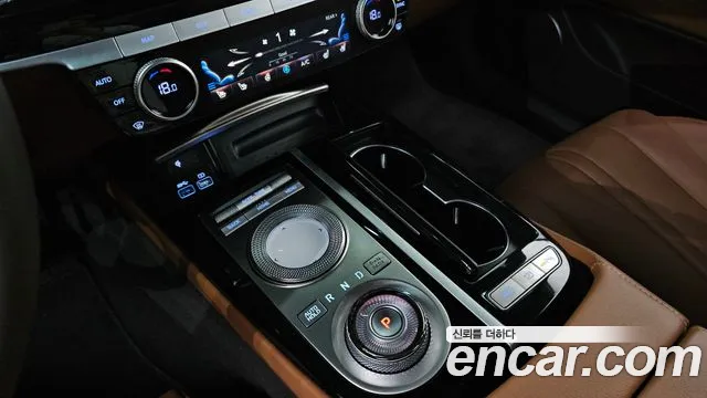 Genesis G80 2022 thumb 9