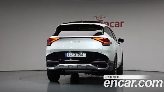 Kia Sportage 2023 thumb 4