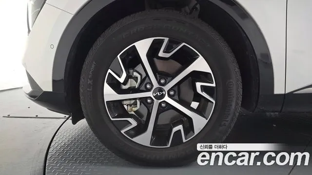 Kia Sportage 2023 thumb 5
