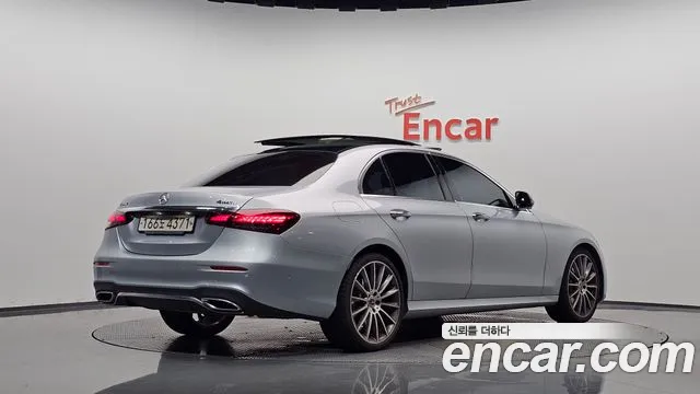 Mercedes-Benz E-Класс 2022 thumb 2