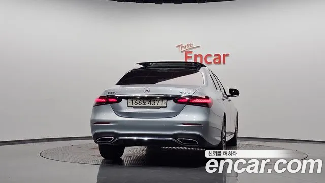Mercedes-Benz E-Класс 2022 thumb 4