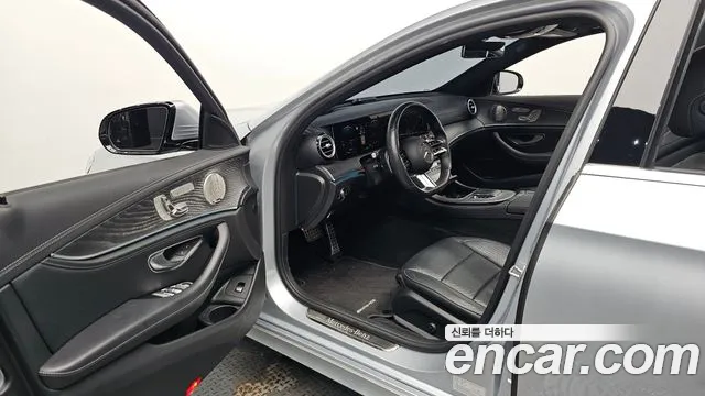 Mercedes-Benz E-Класс 2022 thumb 10