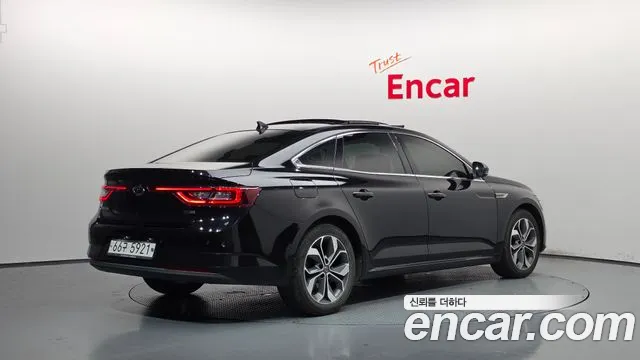 Renault-KoreaSamsung Megane 2019 thumb 2