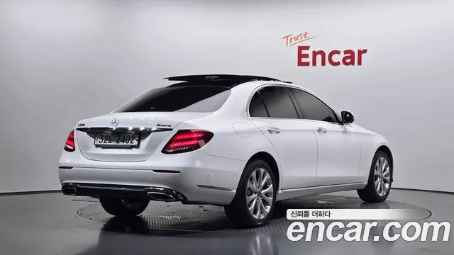 Mercedes-Benz E-Класс 2019 thumb 2