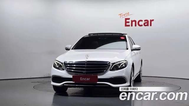 Mercedes-Benz E-Класс 2019 thumb 3