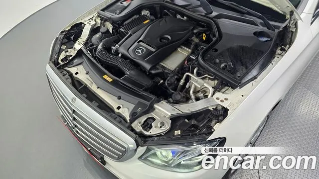 Mercedes-Benz E-Класс 2019 thumb 6