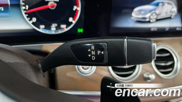 Mercedes-Benz E-Класс 2019 thumb 9