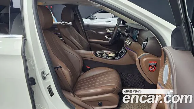 Mercedes-Benz E-Класс 2019 thumb 10