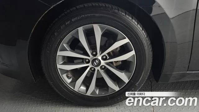 Hyundai Grandeur 2012 thumb 5