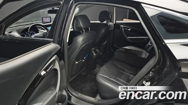 Hyundai Grandeur 2012 thumb 12